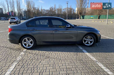 Седан BMW 3 Series 2014 в 