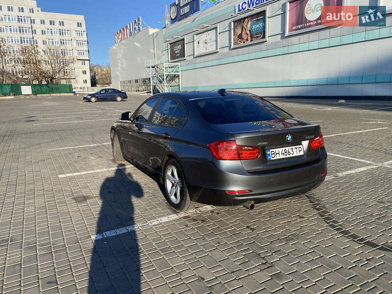 Седан BMW 3 Series 2014 в Одессе