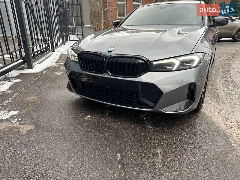 Седан BMW 3 Series 2023 в 