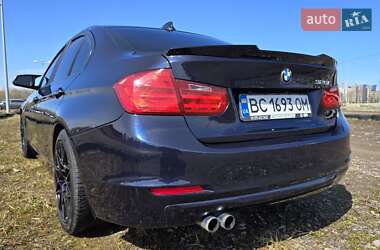 Седан BMW 3 Series 2012 в 