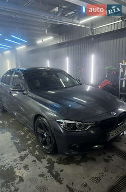 Седан BMW 3 Series 2013 в 