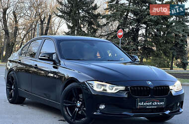 Седан BMW 3 Series 2012 в 