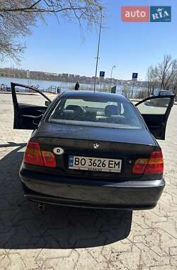 Седан BMW 3 Series 2003 в 