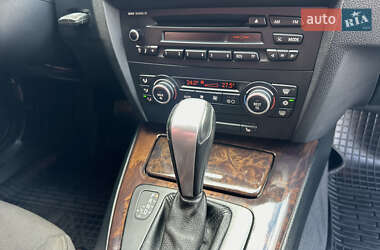 Седан BMW 3 Series 2007 в 