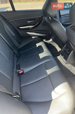 Седан BMW 3 Series 2014 в 