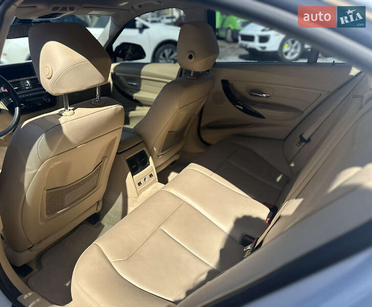 Седан BMW 3 Series 2014 в Львове