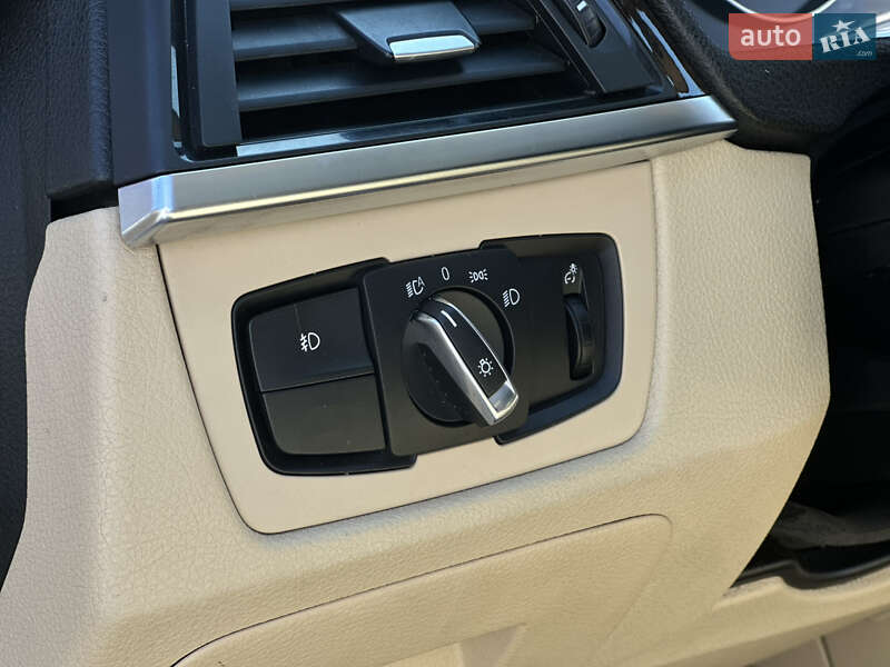 Седан BMW 3 Series 2014 в Львове