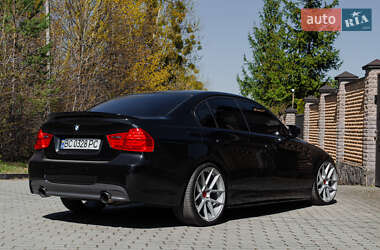 Седан BMW 3 Series 2011 в 
