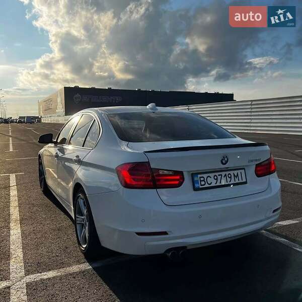 Седан BMW 3 Series 2014 в 