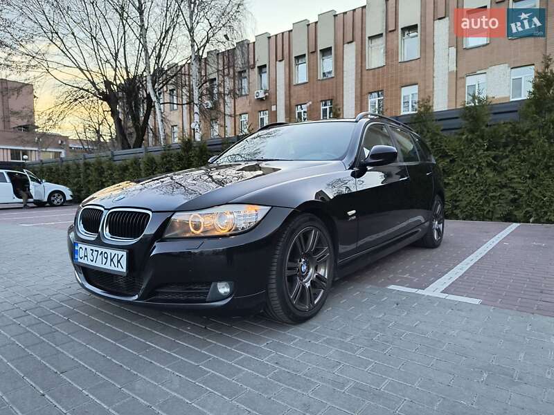 Универсал BMW 3 Series 2009 в 