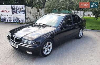 Седан BMW 3 Series 1994 в 
