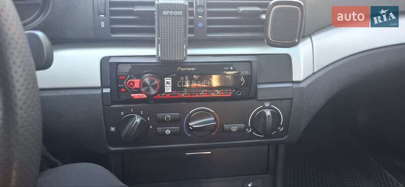 Седан BMW 3 Series 2003 в Кропивницькому фото 13 Седан BMW 3 Series 2003 в Кропивницькому