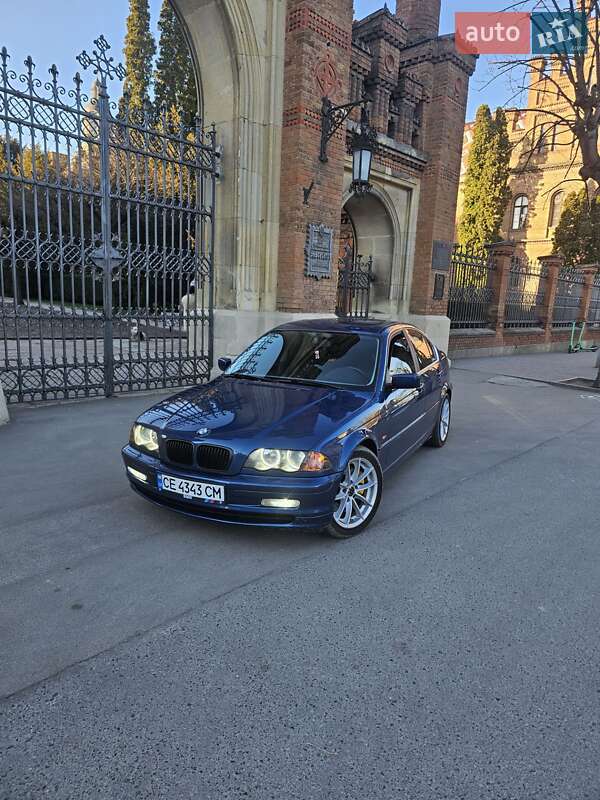 Седан BMW 3 Series 2001 в Глыбокой