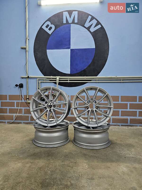 Седан BMW 3 Series 2001 в Глыбокой