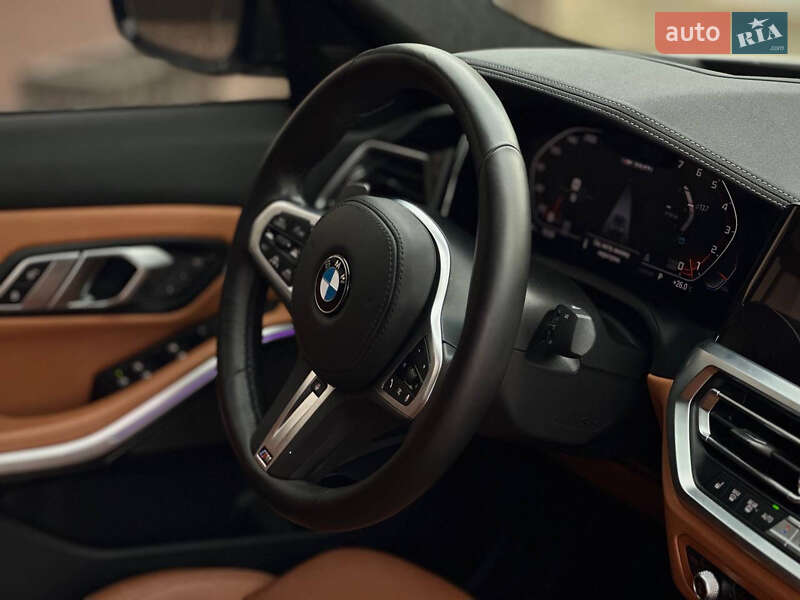 Седан BMW 3 Series 2020 в Чернівцях