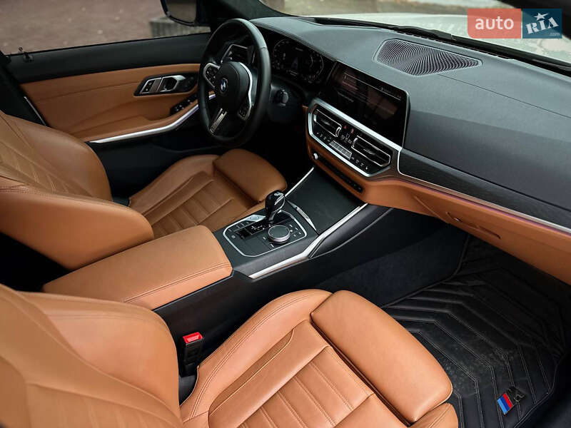 Седан BMW 3 Series 2020 в Чернівцях