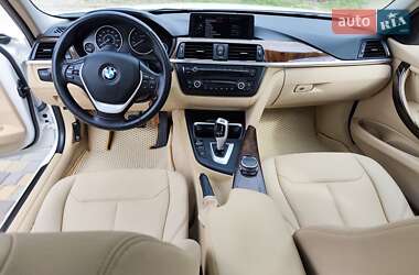 Седан BMW 3 Series 2015 в 