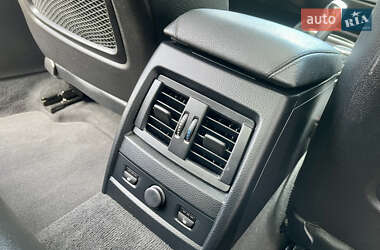 Седан BMW 3 Series 2016 в 