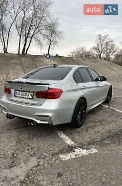 Седан BMW 3 Series 2015 в 