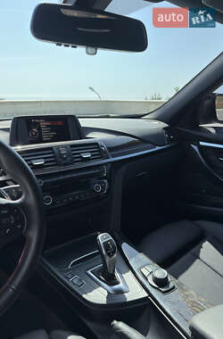 Седан BMW 3 Series 2016 в 