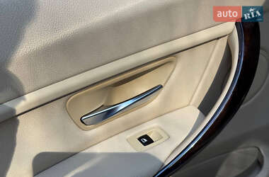 Седан BMW 3 Series 2015 в 