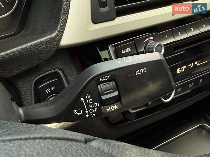 Седан BMW 3 Series 2018 в Ровно