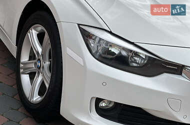 Седан BMW 3 Series 2015 в 
