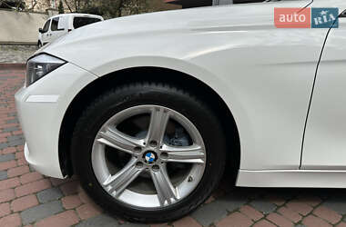 Седан BMW 3 Series 2015 в 