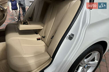 Седан BMW 3 Series 2015 в 
