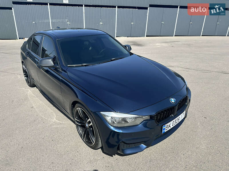 Седан BMW 3 Series 2012 в Ровно
