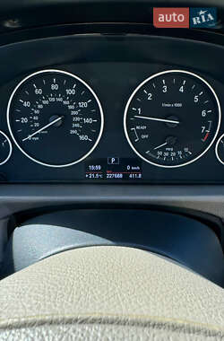 Седан BMW 3 Series 2012 в 