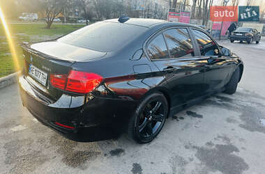 Седан BMW 3 Series 2013 в 