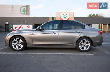 Седан BMW 3 Series 2015 в 