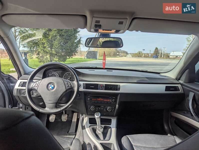 Універсал BMW 3 Series 2010 в Коломиї фото 21 Універсал BMW 3 Series 2010 в Коломиї