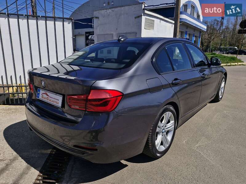 Седан BMW 3 Series 2017 в Миколаєві