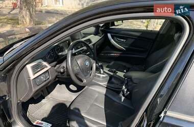 Седан BMW 3 Series 2017 в 