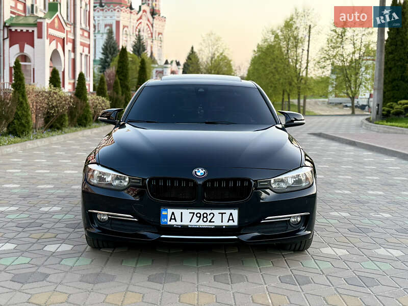 Седан BMW 3 Series 2014 в 