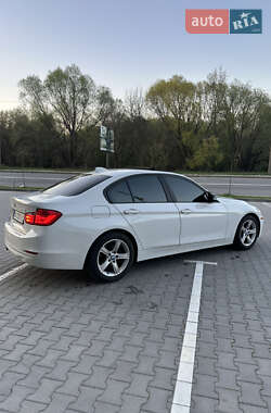 Седан BMW 3 Series 2015 в 