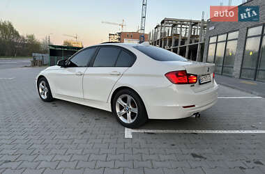 Седан BMW 3 Series 2015 в 