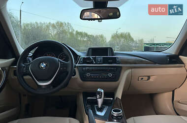 Седан BMW 3 Series 2015 в 