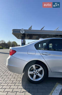Седан BMW 3 Series 2013 в 