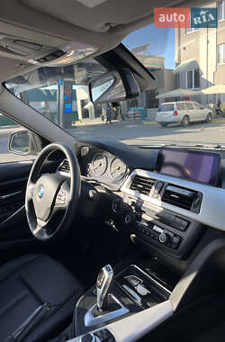 Седан BMW 3 Series 2013 в 