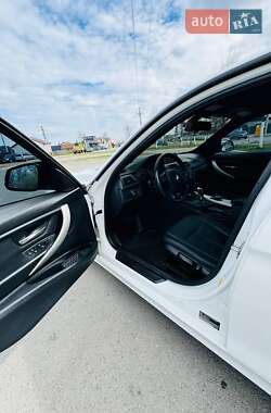 Седан BMW 3 Series 2013 в 