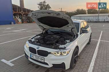 Седан BMW 3 Series 2018 в 