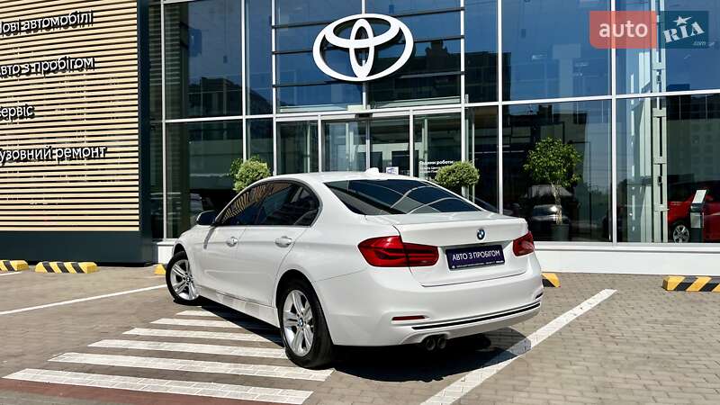 Седан BMW 3 Series 2017 в Чернігові