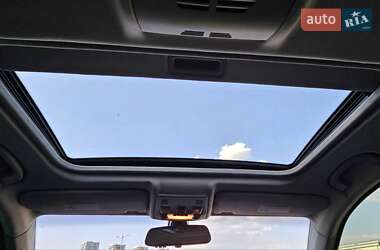 Купе BMW 3 Series 2010 в 