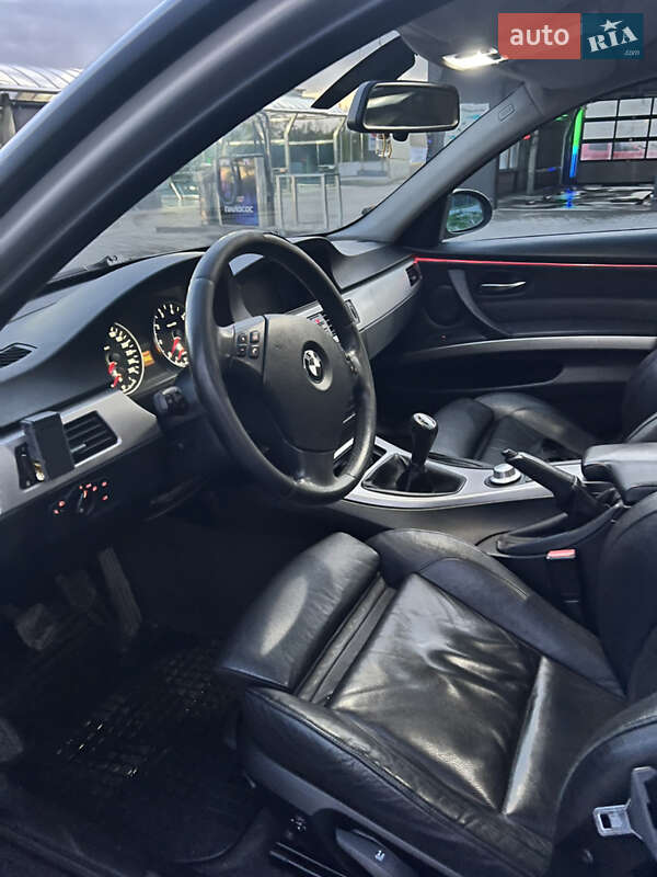 Седан BMW 3 Series 2005 в Измаиле фото 9 Седан BMW 3 Series 2005 в Измаиле