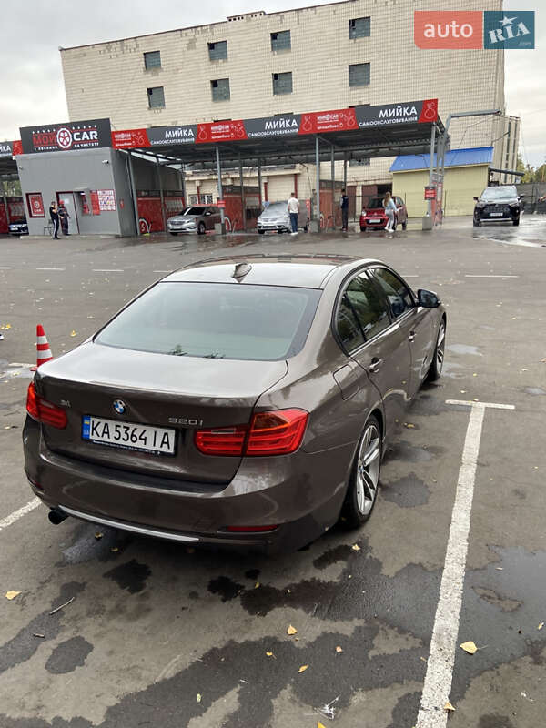 Седан BMW 3 Series 2012 в Киеве