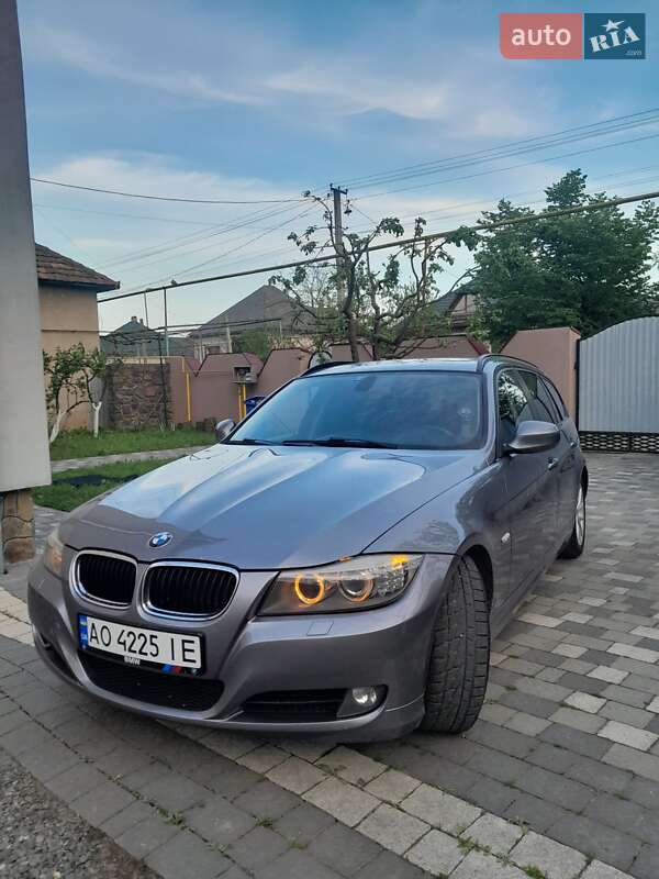 Універсал BMW 3 Series 2010 в Мукачевому