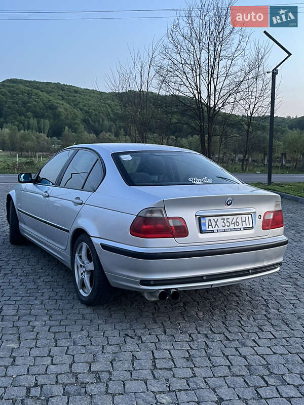 Седан BMW 3 Series 2000 в Солотвине